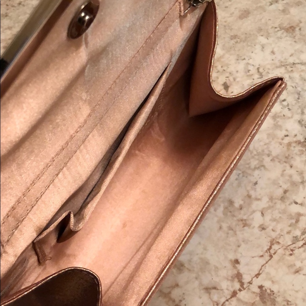 Purse - Picture 4 of 4